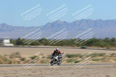 media/Oct-01-2023-SoCal Trackdays (Sun) [[4c570cc352]]/Back Straight Speed Pans (935am)/